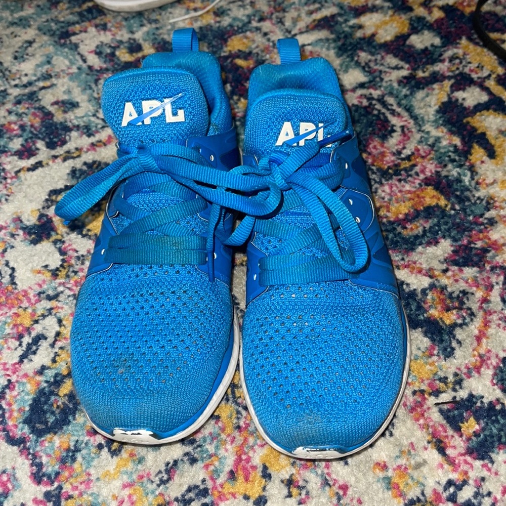 APL sneakers size 6